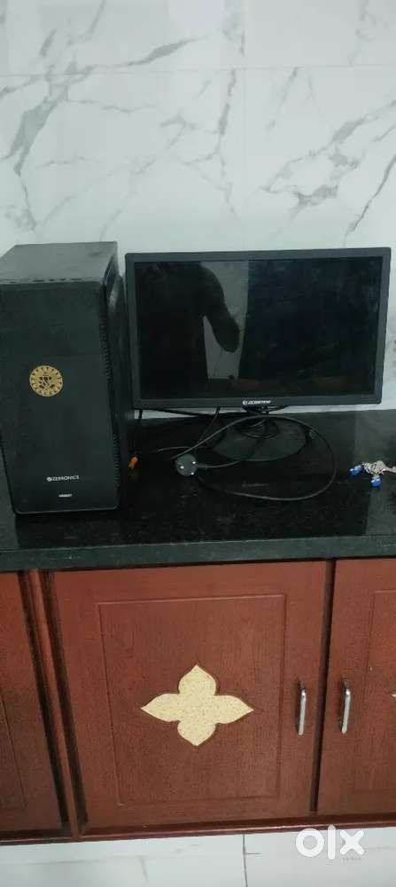Computer set for sale
