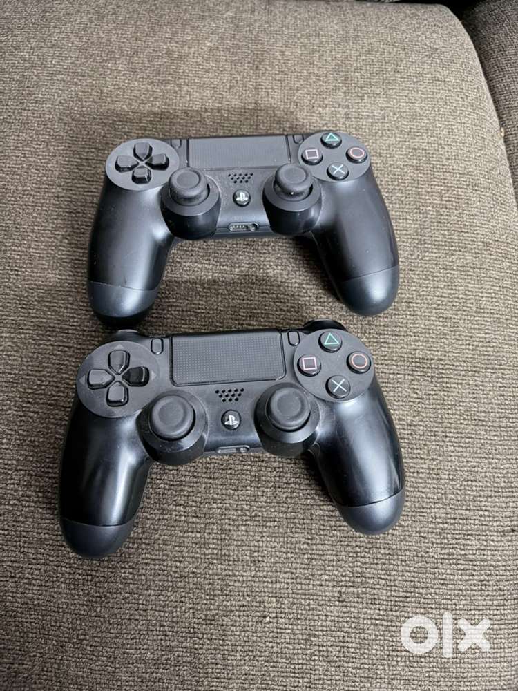 Sony Playstation 4 With projector