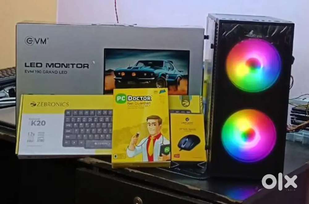 BRAND NEW DESKTOP PC SET WITH LED 19 KEYBOARD MOUSE SET ONLY 8999/-