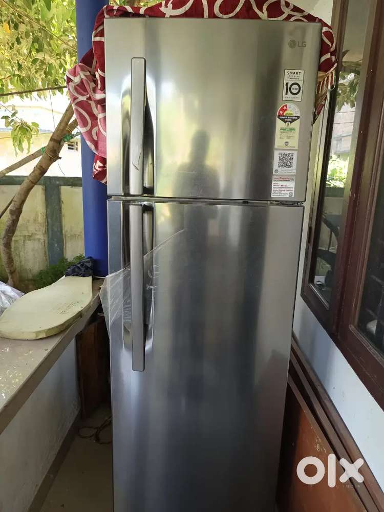 LG fridge MRP 32,000