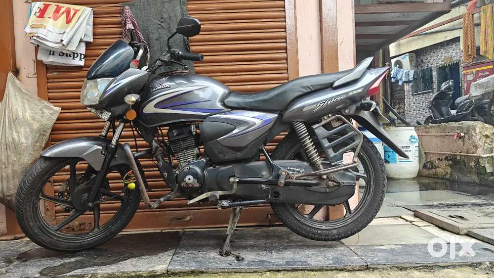 Honda CB Shine