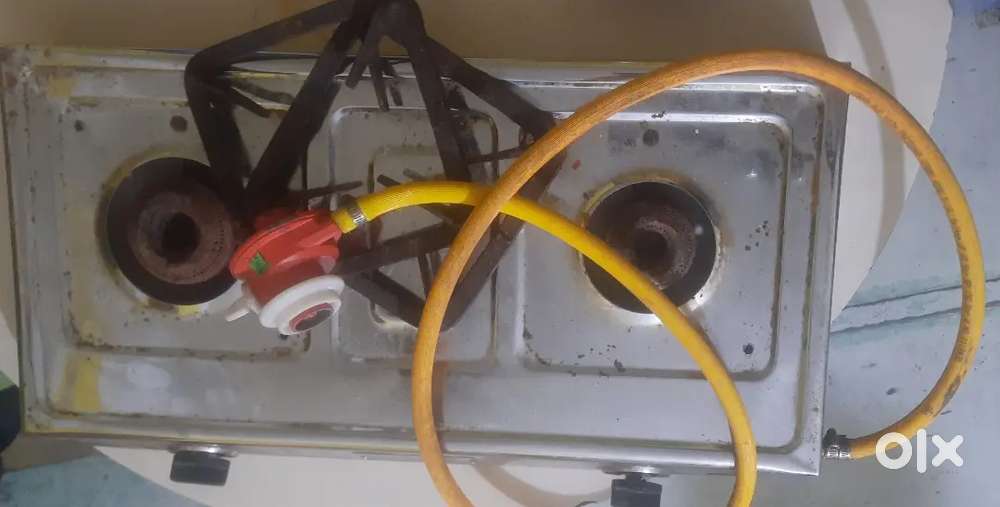 Gas stove in good and working condition