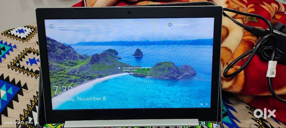 Lenovo ideapad Intel core 3 Ram8gb Ssd256gb 15.6 inch display