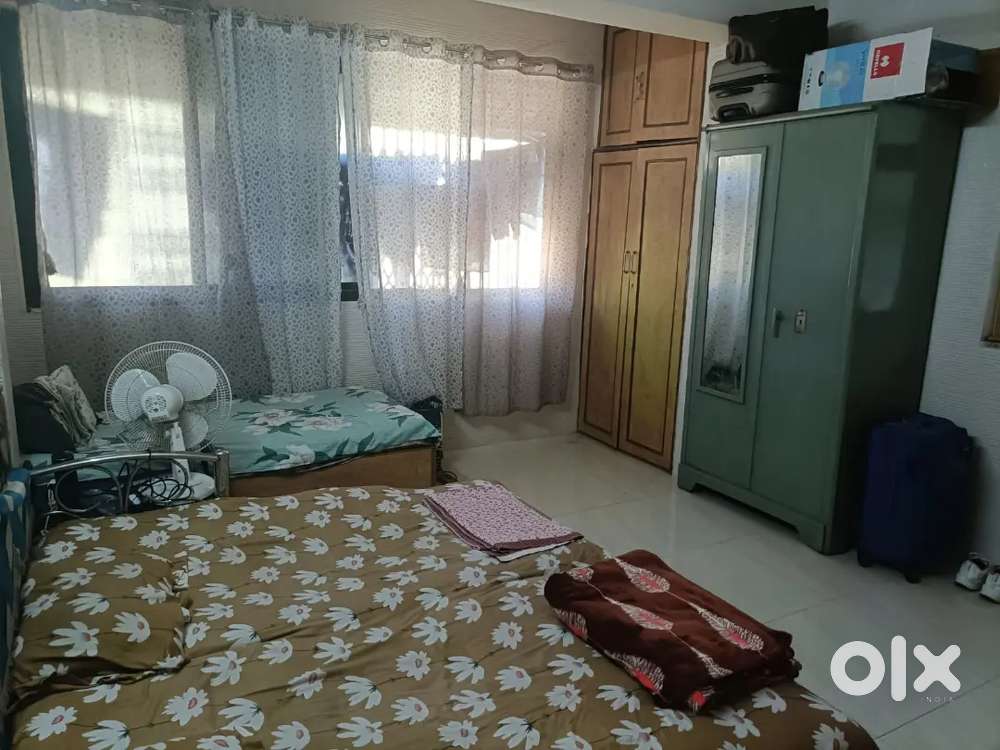 Looking for Female flatmate(Triple sharing)- Malad east