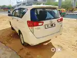 Toyota Innova Crysta 2.4 V 7 STR, 2017, Diesel