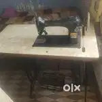 Arun Full shuttle sewing machine