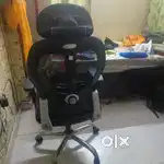 Computer chair (hydraulic)