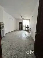 1 rk for rent on 100 ft road