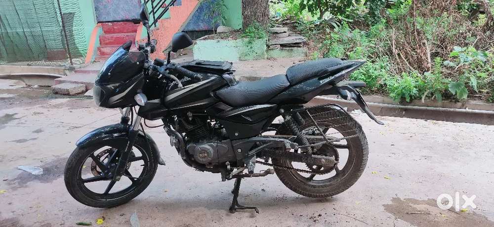 Bajaj Pulsar 150 Dual Disc