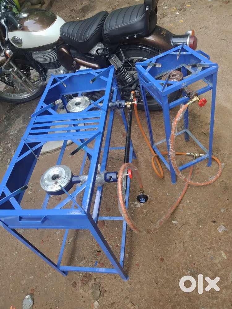 Commercial gas stove