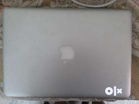 Apple macbook pro 2011 4gb ram and 500gb hdd