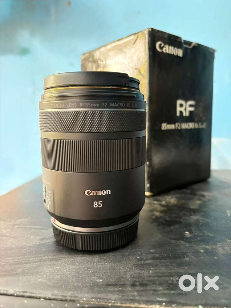 Canon RF 85mm f2