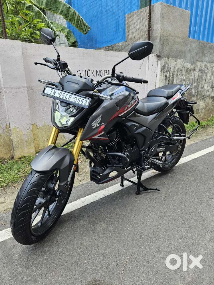 HONDA HORNET 160R,2.0, 2024, SINGLE OWNER,PAY:15000, GET IT IN EMI
