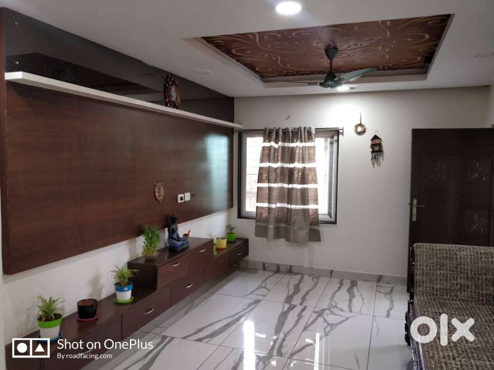 3 BHK Premium Flat Semi furnished,Cuboards, ACs @ suryaraopet