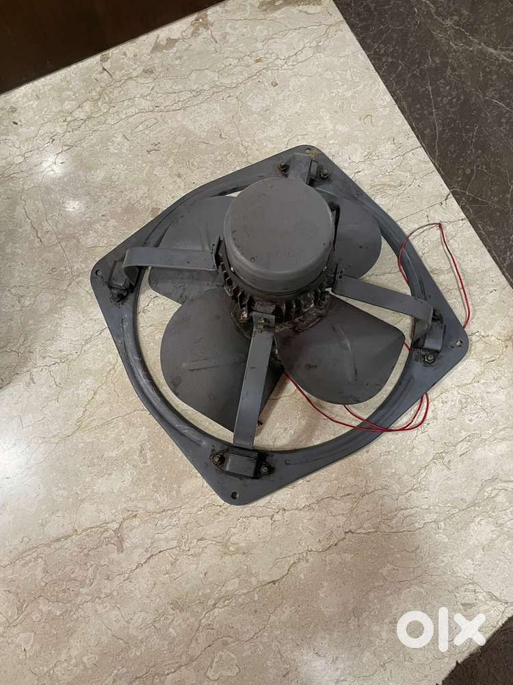 Exhaust fan 18 inches commercial