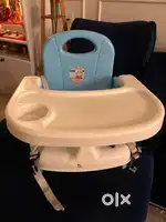 Baby feeding booster chair