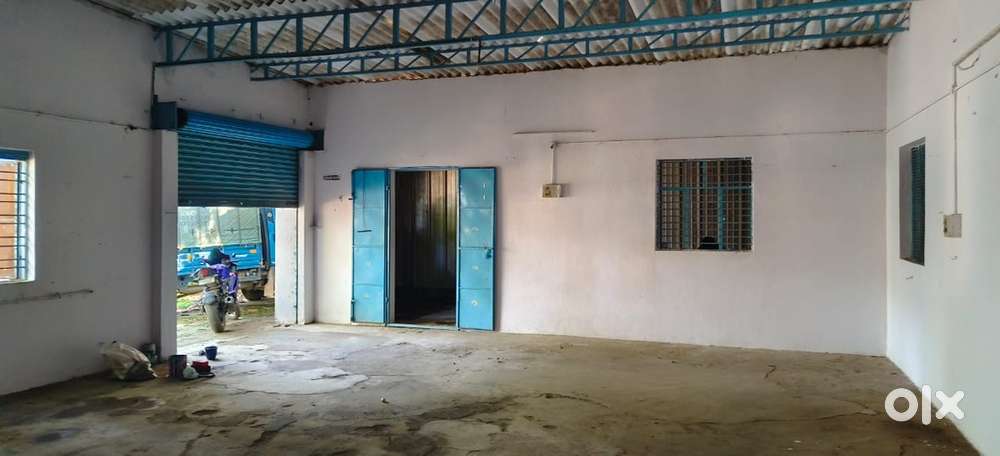 Industrial shed available for rent with power 40 hp