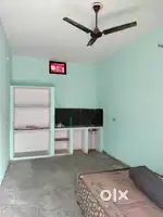 Room's available for rent