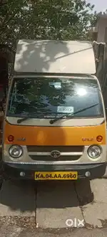 Food delivery in indra canteen kitchen
