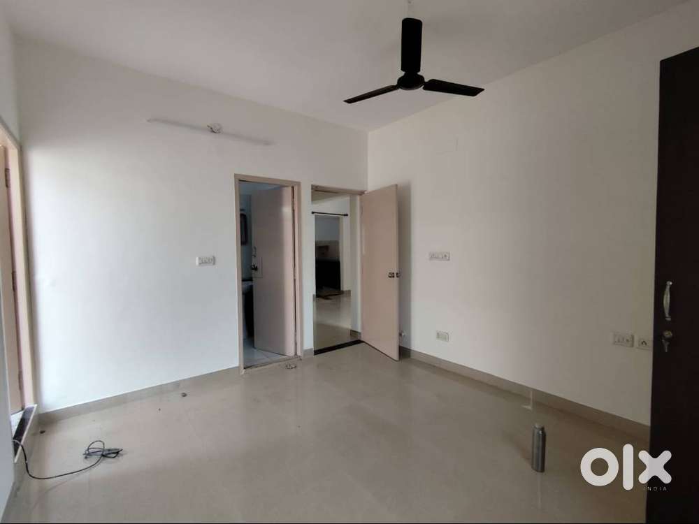 2 Bhk flat in Koyambedu