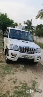 Mahindra Scorpio 2010