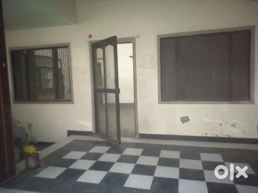 3BHK GROUND FLOOR flat for rent with spacious verandah.