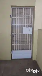 UNFURNISHED COMMERCIAL SPACE (OFFICE) - SINGLE ROOM FOR RENT