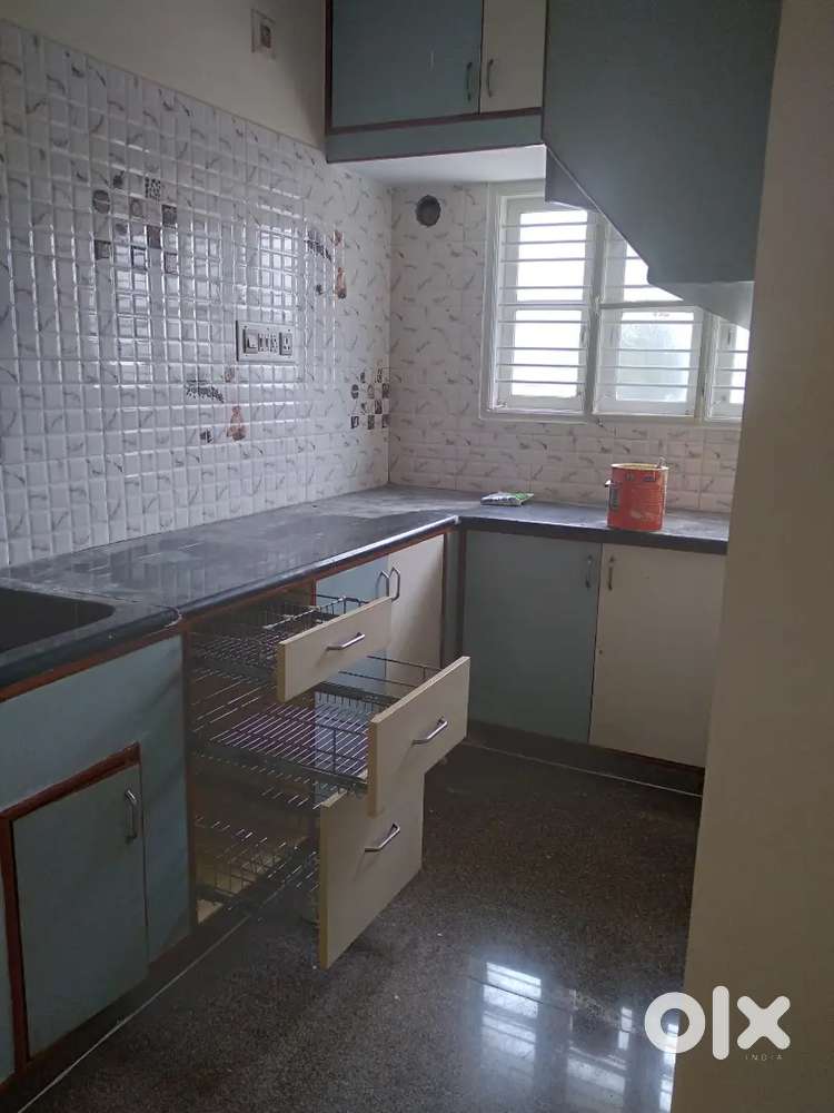 2bhk house for rent kumaraswamy layout dayananda College road