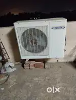Voltas 2 TON split Ac