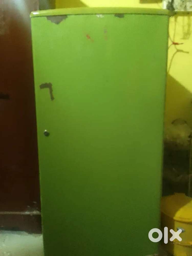 Fridge working in top condition