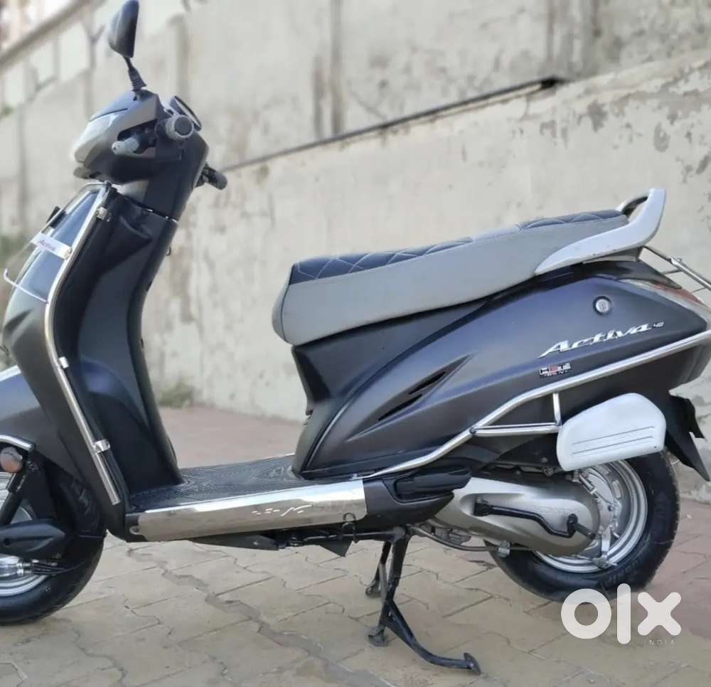 I will sell bike Honda Activa 4G model is 2017 beat condition