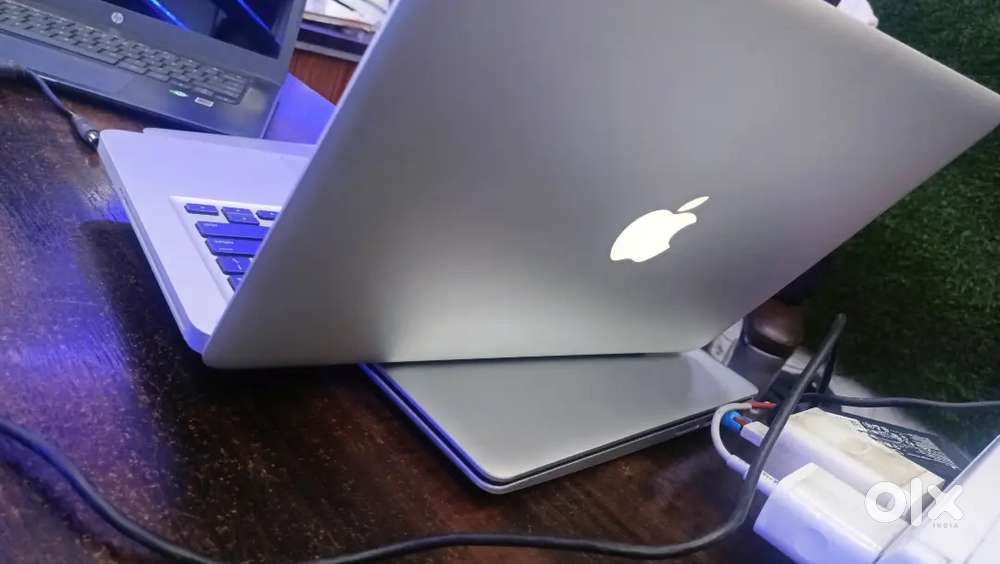 Macbook pro mid