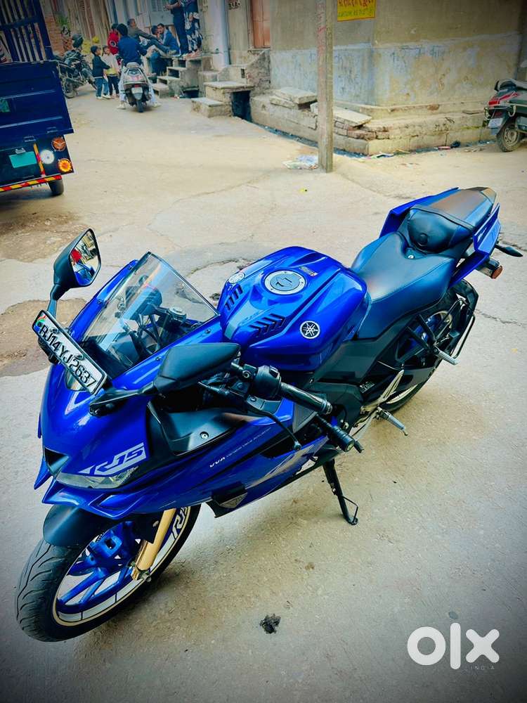 R15 V3, good condition