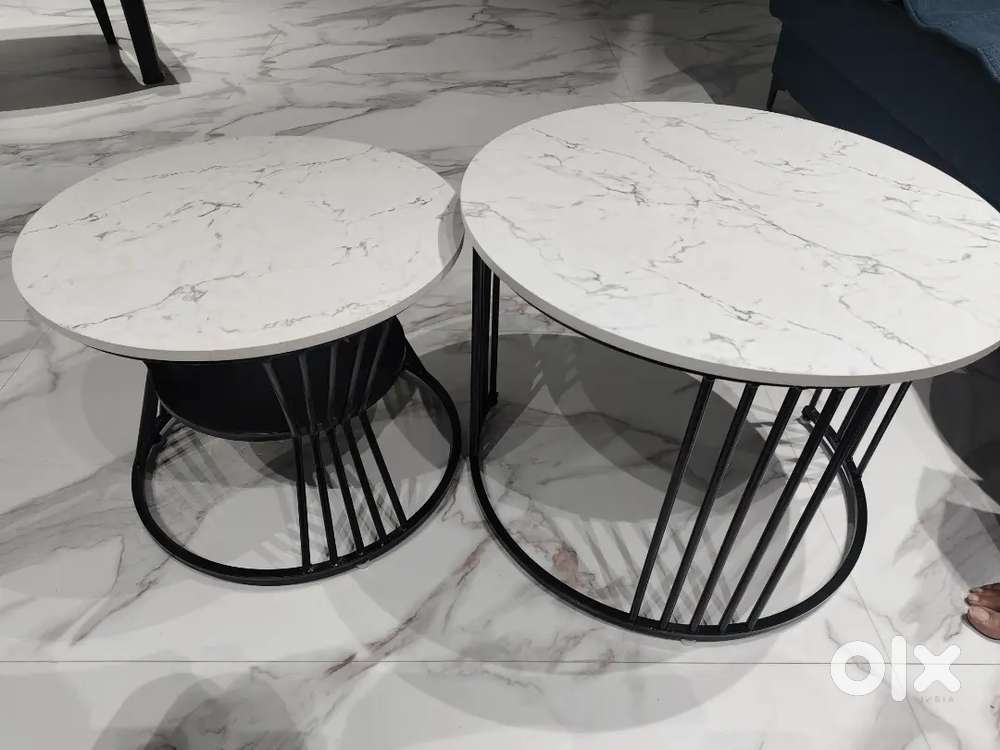 Premium English Dumerical Center Nesting Tables Set