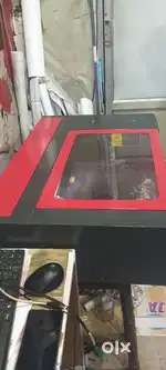 Laser cutting machine