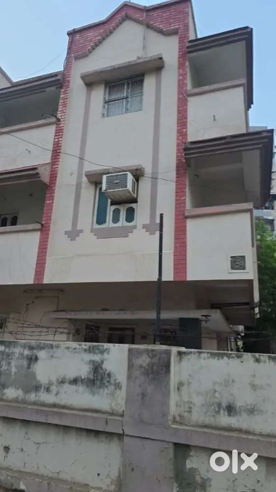 22 Room Individual PG Bungalow For Rent