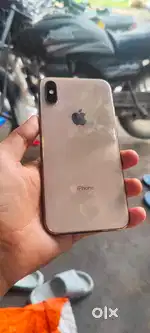 iphone xs golde seld phone all ok