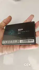 SP  SSD( Solid State Drive)