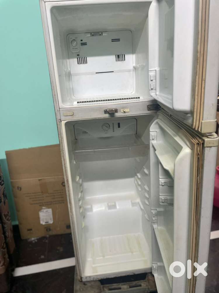 Lg fridge for 5000
