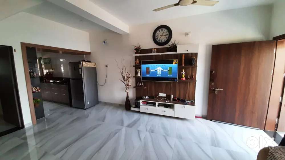 4 BHK independent House with car parking on rent