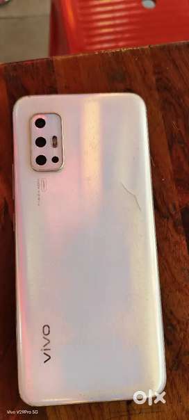 Vivo v17 8/128