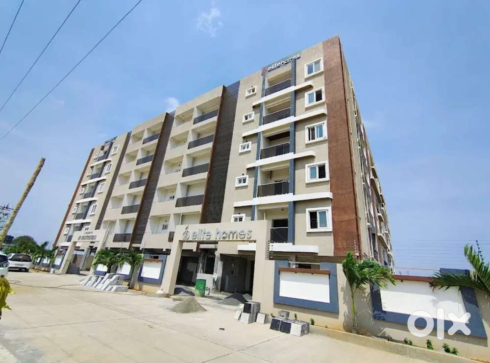 2 Bhk flat for rent along with car parking