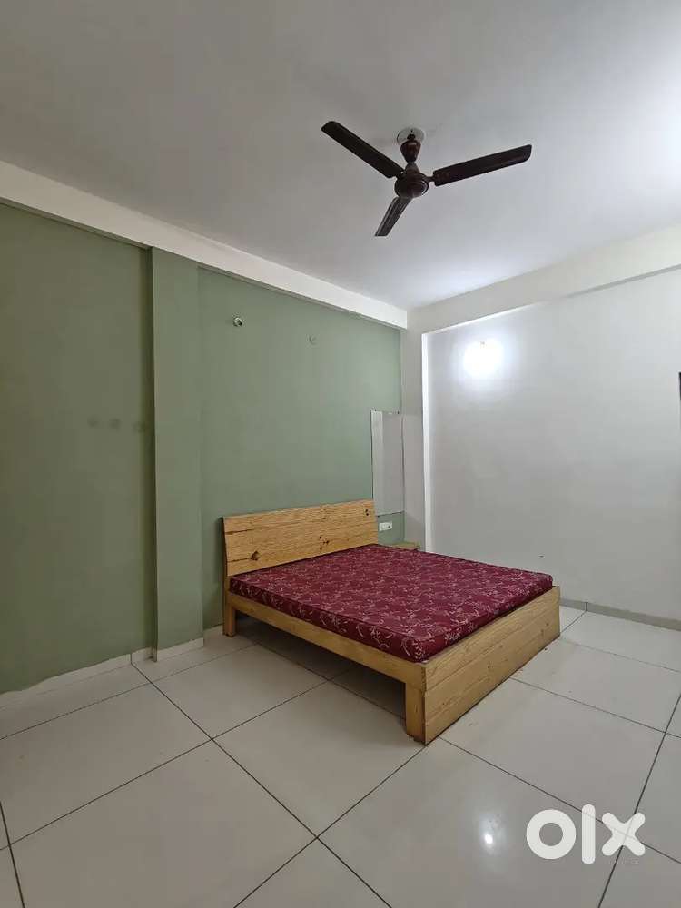 Fully Furnished 1Bhk Zero Brokrege Near Vijay Nagar Square