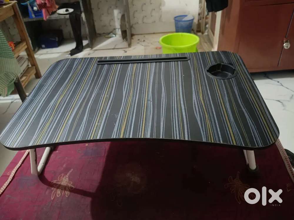 Foldable multiple study table or laptop table