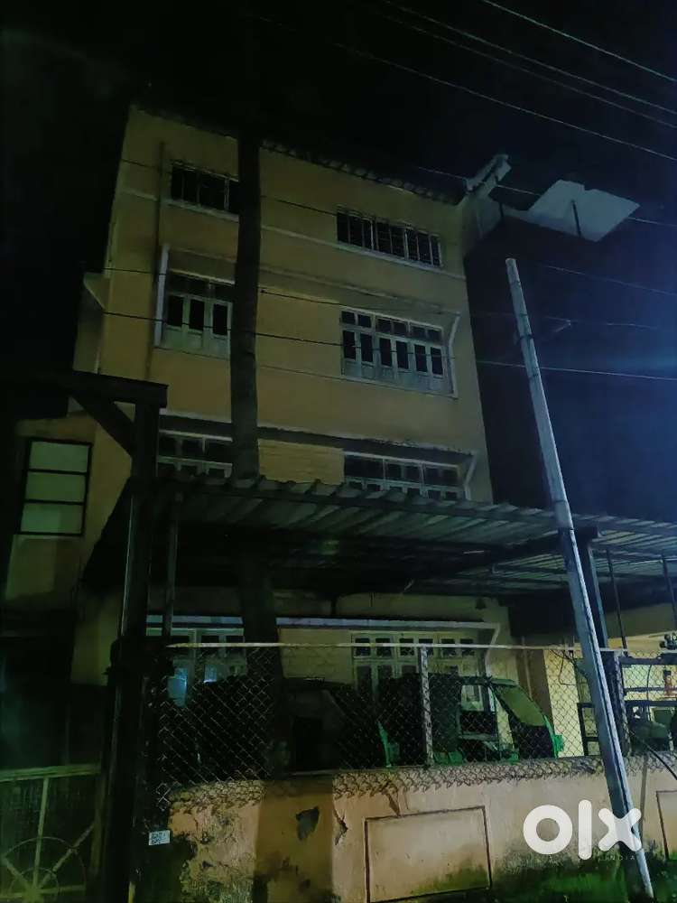 Urgently sale the Building