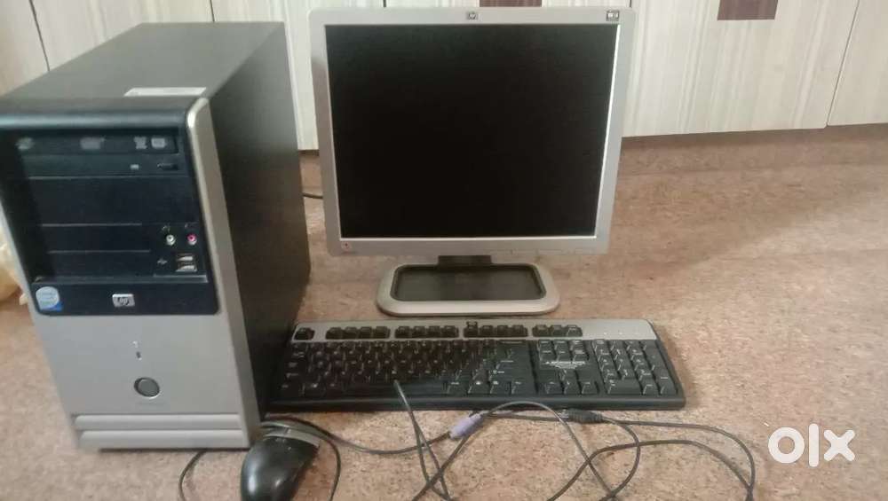 Monitor ,key board ,CPU full set sela