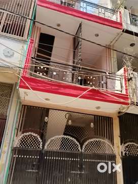 Single room with washroom