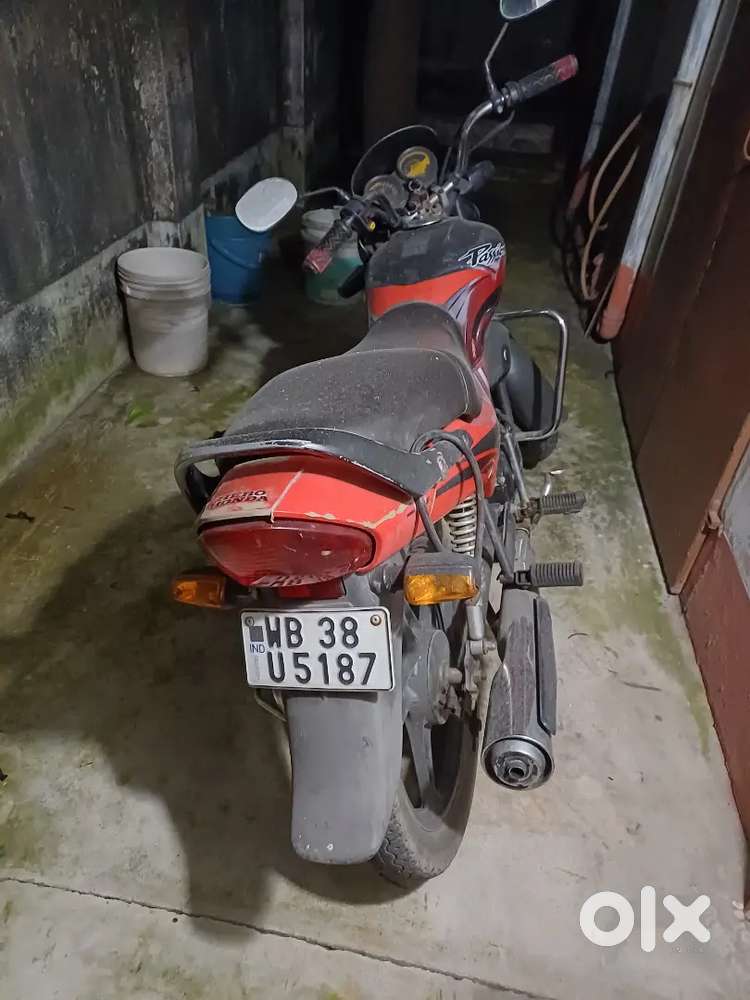 Motor cycle