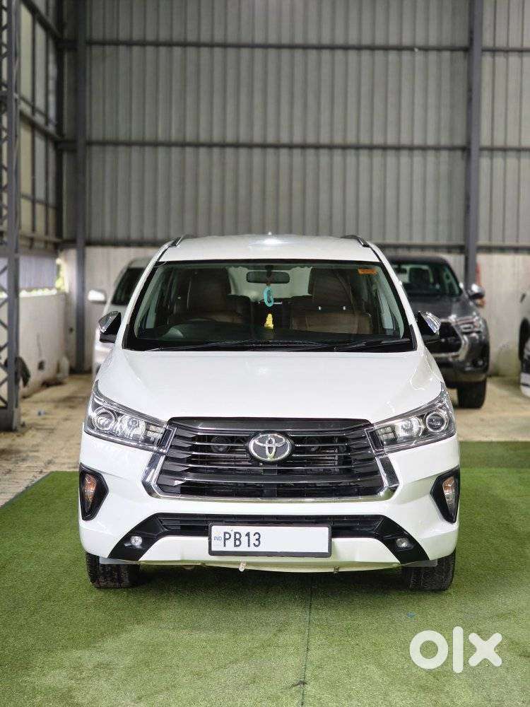 Toyota Innova Crysta 2.4 Z 7 STR, 2022, Diesel