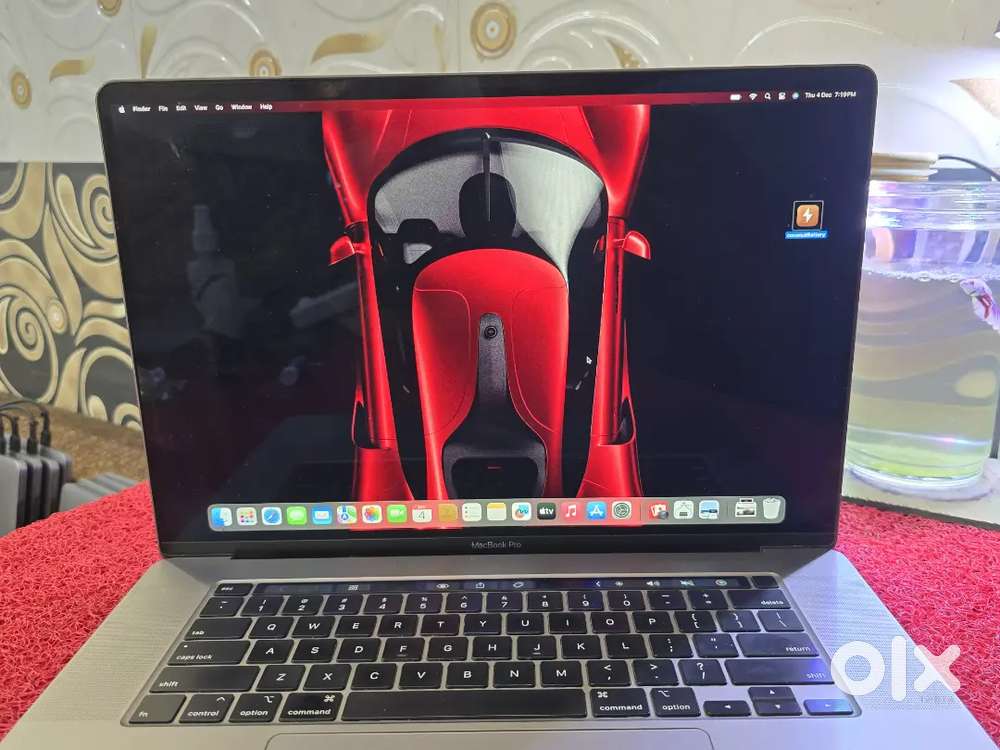Apple Macbook Pro 2021 i7 16gb 512gb 5.5gb Graphics 16inch Retina